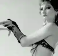 Мис Валентини: Израснах в метох, а станах първата българска стриптийзьорка