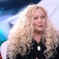 Наталия Симеонова най-после си намери работа, ще помага  на хората да изразят любовта си