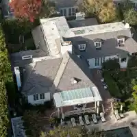 Скандал! Ник Райнър обвинен в убийството на родителите си!