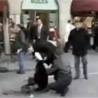 Скандалът на Самоковеца: Как вдовицата му спаси империята?