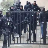 Скандал в Люлин: Полицията разкрива схеми с хулигани!