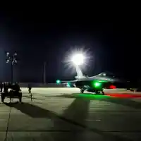 Пристигнаха последните два самолета от първата партида F-16 за България (снимки/видео)