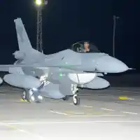 Пристигнаха последните два самолета от първата партида F-16 за България (снимки/видео)