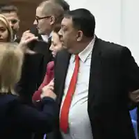 Шок! Радостин Василев в бой с депутат от ДПС-НН в парламента!