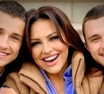 Емоционалният хит на Рени за синовете ѝ шокира феновете!