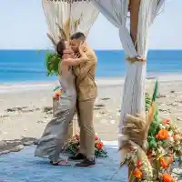 Резил след „Ергенът“: Само две двойки оцеляха, появи се една нова