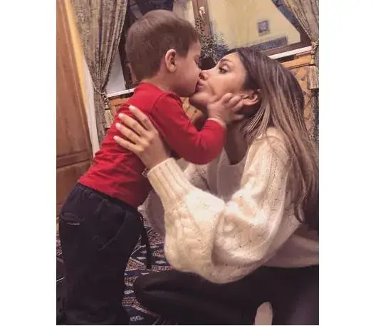 Шок! Бившата на Благо Джизъса изостави децата си за година!