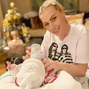 Шок! Камелия плати 360 000 лв. за деца, но ги гледат филипинки!