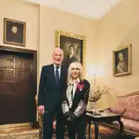 Шок! Лили Иванова получи орден от Симеон Сакскобургготски!