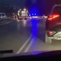 Шокираща катастрофа край Владая: Пътят затворен, ранен е на живот!