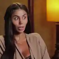 Спешен ремонт: Носът на Даниела Рупецова СЕ РАЗПАДА! (гледката е потресаваща - СНИМКИ)