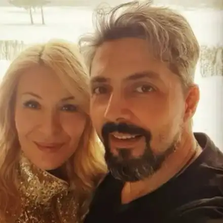 Скандал: Стефан Николов се хвали с казармата, но Гала е мъжът!