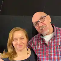 ВИЖТЕ ГИ ДОБРЕ! Тези хора ли “купиха” Джен Зи-тата? Илко Вакарелов и Камелия А. Станчева разкешват за гей парада и протестите?