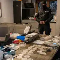 Шокираща схема: Наркотици в мебели от Нидерландия?