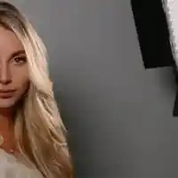 Защо Михаела Маринова крие името на годеника си – да не е някой издирван от полицията?