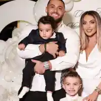 Златка Райкова РЕВЕ С ГЛАС: Ти не си мъж и баща, ти си изрод! (няма къде да живее след като Карен я изгони с децата – ВИЖ ТУК)