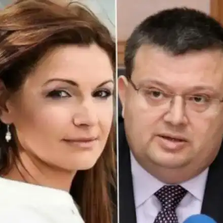 Ани Салич с годежен пръстен от Сотир Цацаров