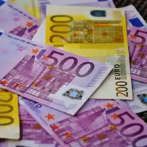 Шокиращи новини: Банки отказват обмяна на левове в евро!