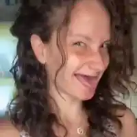 Беззъба грозница се превърна в секси мадама