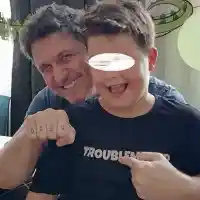 Блатечки прави сина си актьор