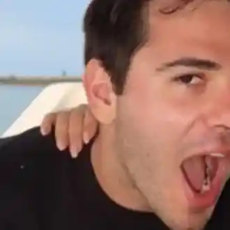 Дарина Павлова още храни 30-годишния си син с лъжичка (СНИМКИ)