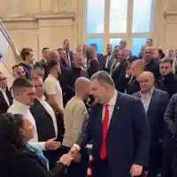 Шок! Делян Пеевски се срещна с младежи в Бургас – какво следва?