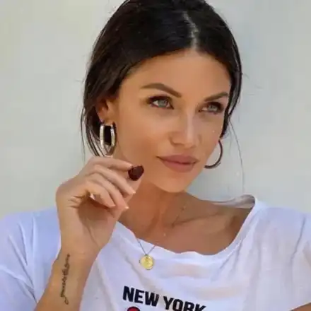 Диляна Попова: Телефонът ми е враг – шокиращи разкрития!