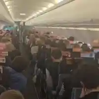 Екшън над София: Еърбъс с 220 пътници не успя да кацне на летището, замина извънредно за Будапеща (ВИДЕО)