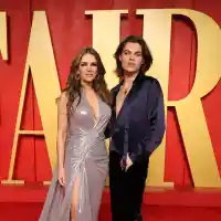 Елизабет Хърли шокира: Няма да остави наследство на сина си!