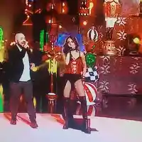 Гаджето на Михаела Маринова умря от срам! Певицата се развя по гащи на Нова година, най-милото й лъсна (СНИМКИ)