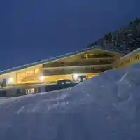 Скандал: Мальовица в ТОП 30 на зимните хотели в България!