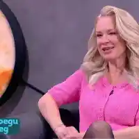 „Хвала“?! 43-годишната Лора Караджова в ефир: Викам приятелка да ми гледа бебето, а аз ходя да пия и купонясвам! (още от потреса)