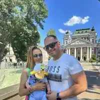 Илияна Йотова дундурка 3-годишно внуче! Синът й женен за красавица (СНИМКИ)