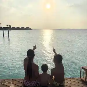 Ива Софиянска празнува Коледа на Малдивите