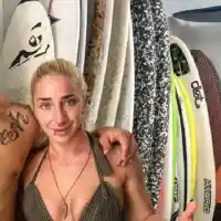 Жената на Сами Хоссни дере плеймейтки по 2 бона за рисувани вежди