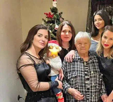 Скандал в семейство Живкови: Бебето на Людмила събира родата!