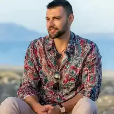 Калоян от „Ергенът” шокира с уроци по правоговор!