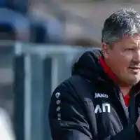 Шок! Любо Пенев се завръща в България с частен самолет на олигарх!