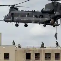 Мадуро и съпругата му са задържани в спалнята им, Тръмп гледал акцията на живо