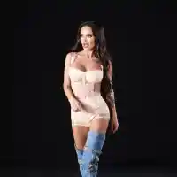 Мария обра овациите с безупречния си стил и класа! Коронясаха я за „Модна икона 2025“