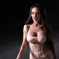 Мария обра овациите с безупречния си стил и класа! Коронясаха я за „Модна икона 2025“