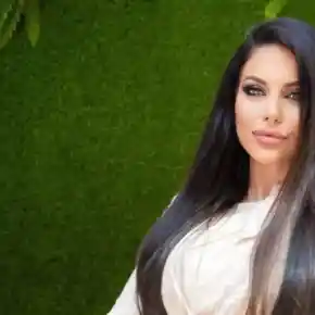 Мисис БГ чукна 40 в Дубай