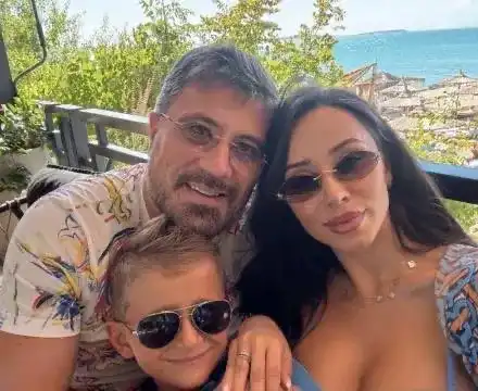 Скандал в Бургас: Николай Филипов и Гергана посрещат мъжка рожба!