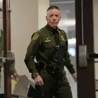 Най-висшият служител на граничната охрана на САЩ и още агенти напускат Минеаполис