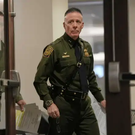 Най-висшият служител на граничната охрана на САЩ и още агенти напускат Минеаполис