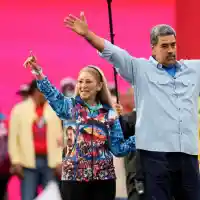 Шокираща истина за Силия Флорес: Жената зад Мадуро!