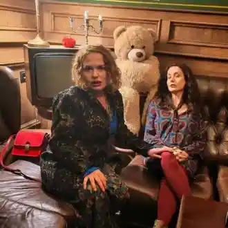 Скандал в Народния театър: Илиана Коджабашева чака бебе!