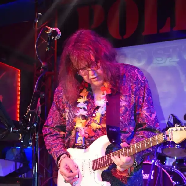 Почина легендарният китарист Личо Стоунса