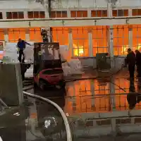 Пожар в Троян в складове на един от най-големите производители на възглавници (снимки)