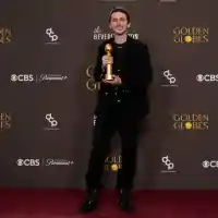 Тимъти Шаламе шокира с победа на Златните глобуси, Ди Каприо в шок!